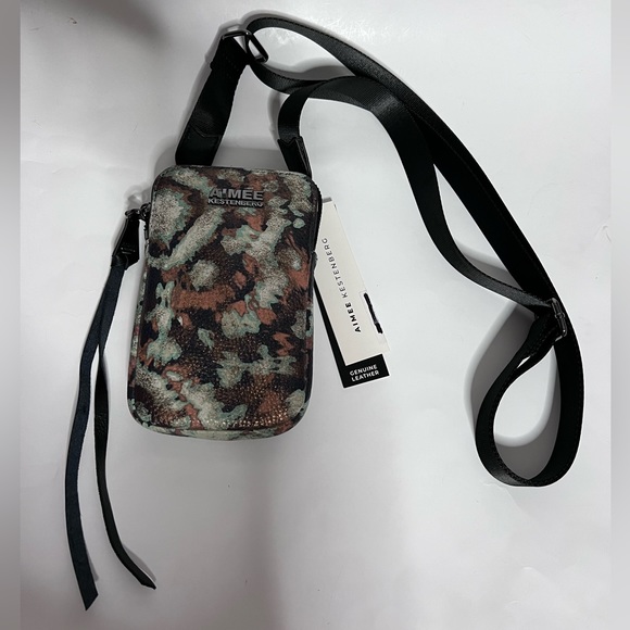 NWT | AIMEE KESTENBERG Phone Crossbody | Tie Dye Pattern - Picture 2 of 7